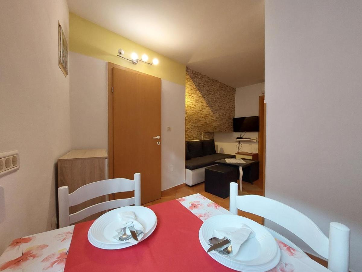 Appartamento Leona Novigrad Istria Esterno foto
